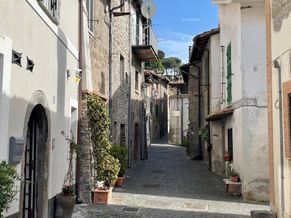 Luminoso Appartamento Sul Lago - Lake Court Anguillara Sabazia Eksteriør bilde